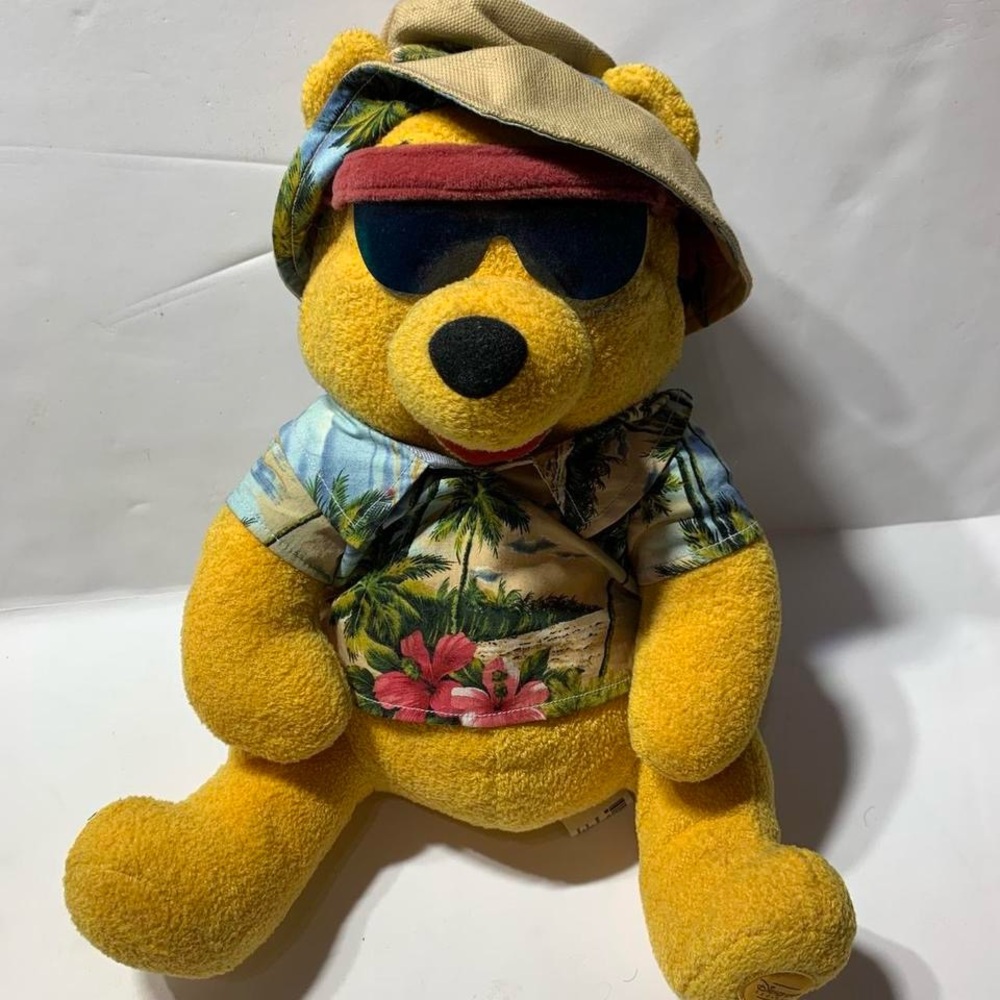 Disney‎ Store Exclusive Winnie the Pooh Plush Bear 12"- Hawaiian Theme